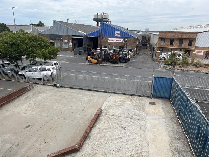 To Let commercial Property for Rent in Montague Gardens Western Cape